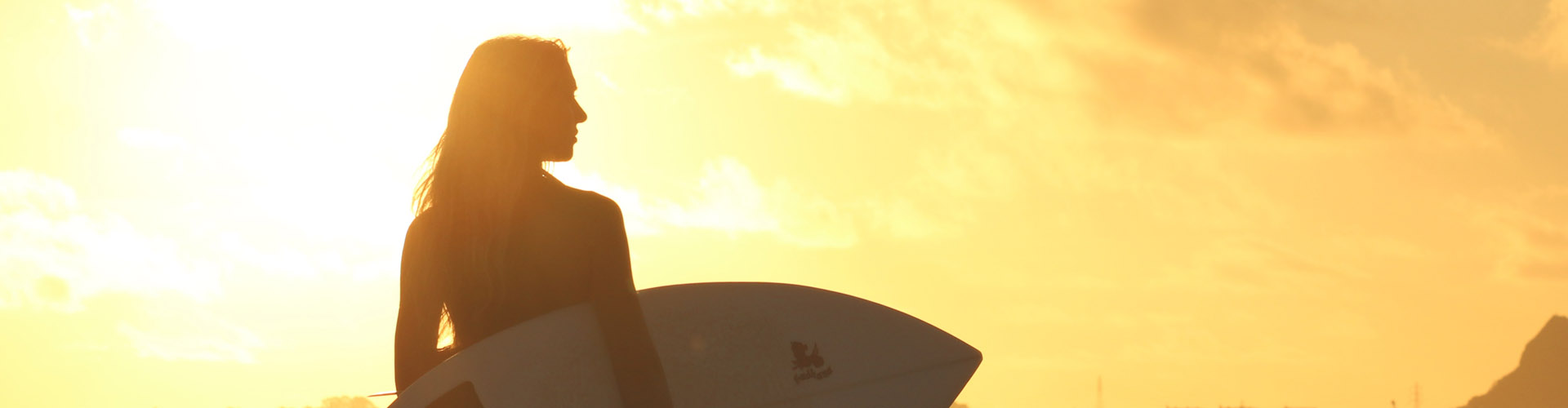 Carcavelos Surf Camp - Homepage slide 1