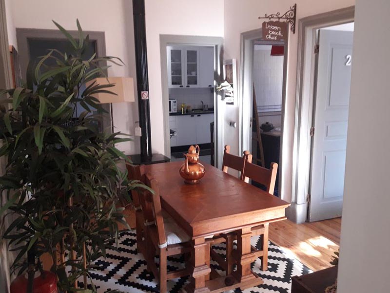 Carcavelos Surf Camp - the house image 11